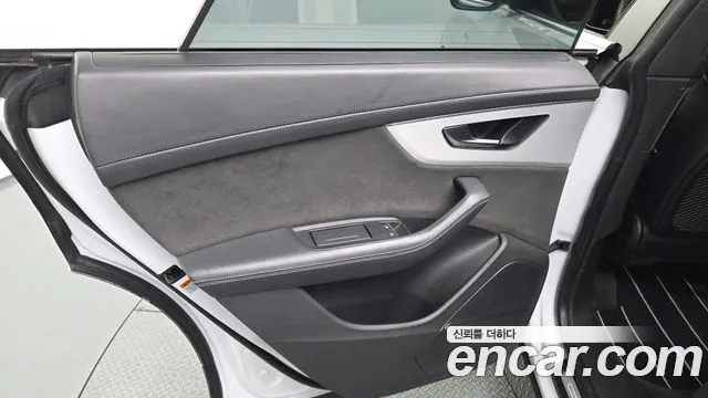 2020 Audi Q8 (4m) 50 Tdi Quattro Premium Sold VIN WAUZZZF1XLD013673 – front exterior
