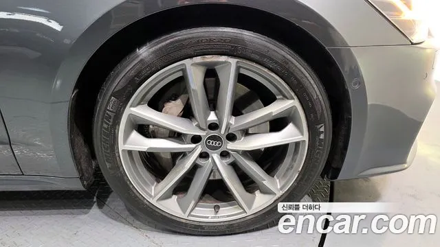 2021 Audi A7 (4K) 55 TFSI Quattro Premium VIN WAUZZZF21MN045996