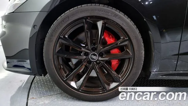 2021 Audi A7 (4K) 55 TFSI Quattro Premium VIN WAUZZZF22MN104778