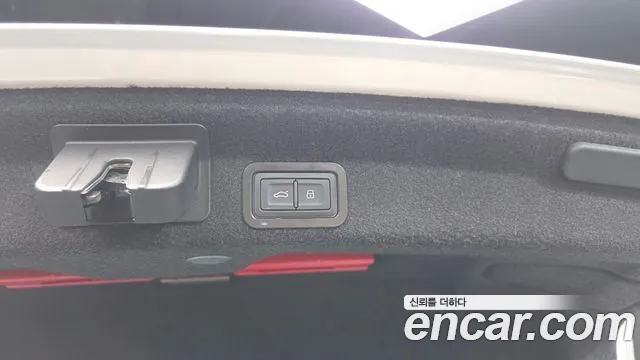 2022 Audi A6 (C8) 45 TFSI Premium Sold VIN WAUZZZF22NN031865 – dashboard