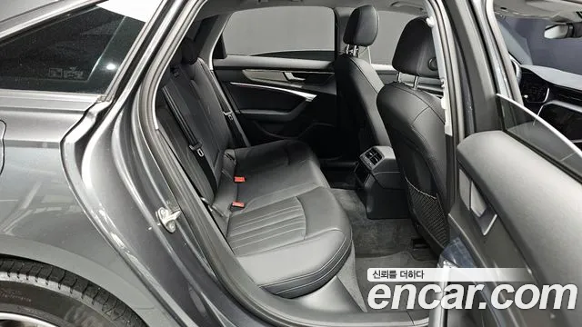 2020 Audi A6 (C8) 40 TDI Sold VIN WAUZZZF23LN065049 – dashboard