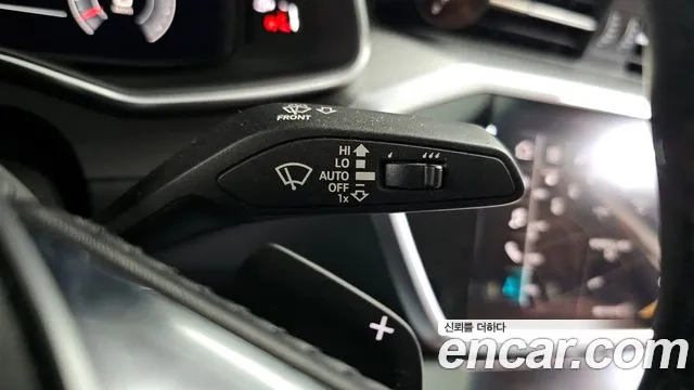 2020 Audi A6 (C8) 40 TDI Sold VIN WAUZZZF23LN067125 – interior seats