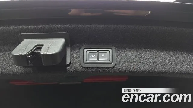 2021 Audi A6 (C8) 45 TFSI Sold VIN WAUZZZF24MN064106 – engine bay