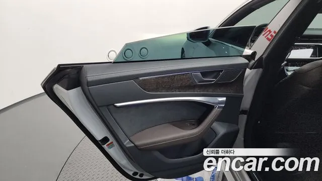 2020 Audi A7 (4K) 55 TFSI Quattro Premium Sold VIN WAUZZZF25LN052383 – side profile
