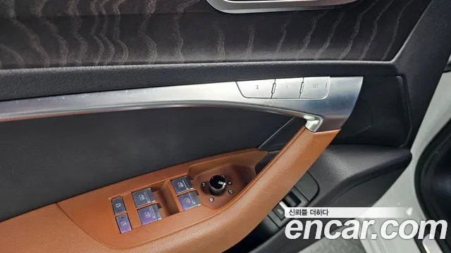 2021 Audi A6 (C8) 40 TDI Quattro Premium Sold VIN WAUZZZF26MN014372 – engine bay