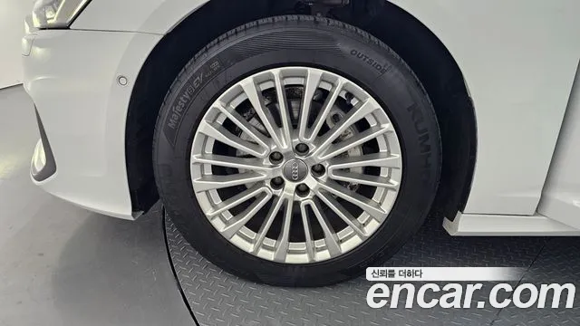 2021 Audi A6 (C8) 40 TDI Quattro Premium Sold VIN WAUZZZF26MN014372 – odometer reading