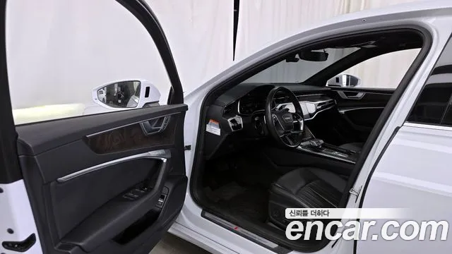 2022 Audi A6 (C8) 45 TFSI Quattro Premium Sold VIN WAUZZZF28NN015542 – trunk area