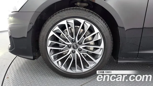 2025 Audi A6 (C8) 45 TFSI Quattro Premium Sold VIN WAUZZZF28SN027895 – rear exterior