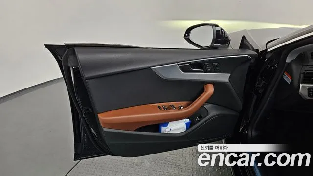 2023 Audi A5 (F5) 40 TFSI Quattro Sportback Sold VIN WAUZZZF50PA063542 – trunk area