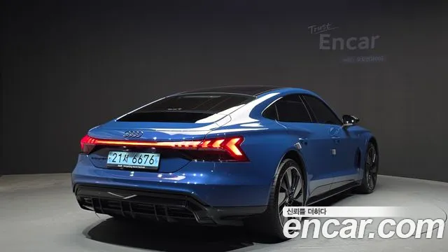 2022 Audi e-tron GT GT quattro Premium VIN WAUZZZFW7N7004975