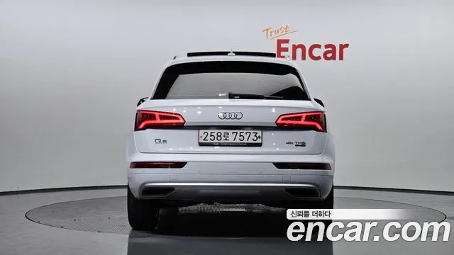 2020 Audi Q5 (Fy) 45 Tfsi Quattro Premium Sold VIN WAUZZZFY7L2079347 – front exterior 2020 Audi Q5 (Fy) 45 Tfsi Quattro Premium Sold VIN WAUZZZFY7L2079347 – front exterior