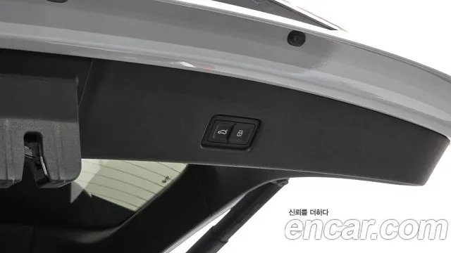 2022 Audi Q4 e-tron (F4) 40 Premium Sold VIN WAUZZZFZ8NP043987 – interior seats 2022 Audi Q4 e-tron (F4) 40 Premium Sold VIN WAUZZZFZ8NP043987 – interior seats