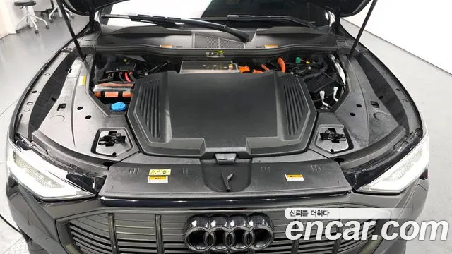 2022 Audi e-tron 55 Quattro VIN WAUZZZGE0NB006456