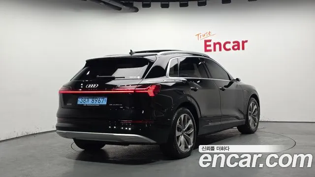 2023 Audi e-tron 55 Quattro Sold VIN WAUZZZGE0PB016648 – interior seats 2023 Audi e-tron 55 Quattro Sold VIN WAUZZZGE0PB016648 – interior seats