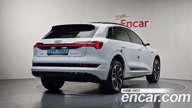2022 Audi e-tron 55 Quattro VIN WAUZZZGE3NB002630