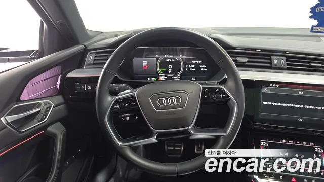2022 Audi e-tron 55 Quattro Sold VIN WAUZZZGE3NB002630 – dashboard 2022 Audi e-tron 55 Quattro Sold VIN WAUZZZGE3NB002630 – dashboard