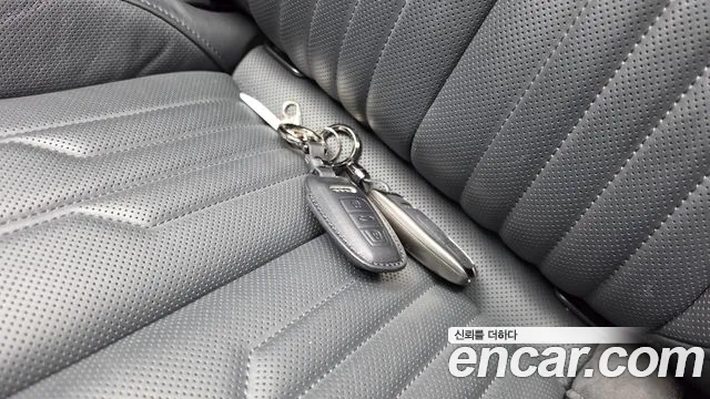 2022 Audi e-tron 55 Quattro Sold VIN WAUZZZGE3NB002630 – trunk area 2022 Audi e-tron 55 Quattro Sold VIN WAUZZZGE3NB002630 – trunk area