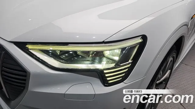 2022 Audi e-tron 55 Quattro VIN WAUZZZGE3NB027348