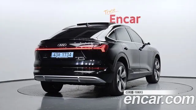 2022 Audi e-tron 55 Quattro Sportback VIN WAUZZZGE8NB002168
