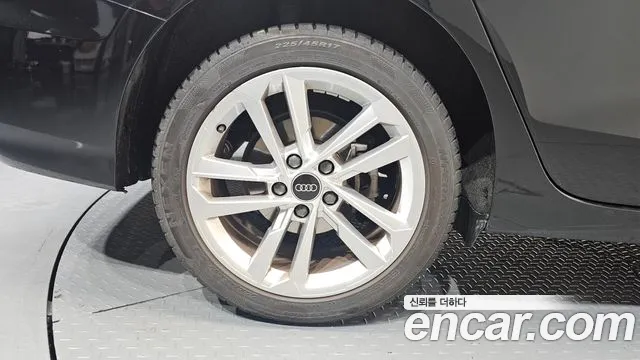 2022 Audi A3 (8Y) 40 TFSI Sold VIN WAUZZZGY2NA089565 – interior seats