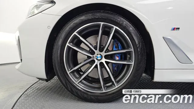 2023 BMW 5 Series (G30) 520i M Sport Sold VIN WBA11BH00PWY00058 – undercarriage