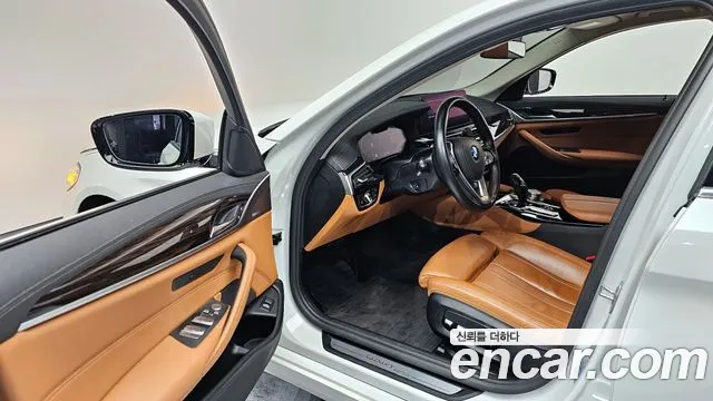2021 BMW 5 Series (G30) 520i Luxury Sold VIN WBA11BH03MCF92158 – photo 11