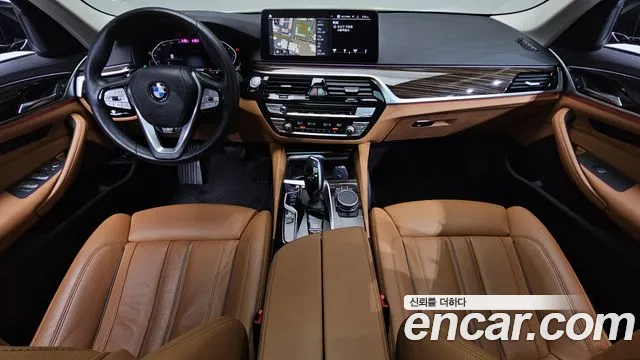 2022 BMW 5Series (G30) 520i Luxury Sold VIN WBA11BH08NCH63701 – dashboard