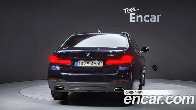 2021 BMW 5 Series (G30) 520i M Sport Sold VIN WBA11BH0XMCG00594 – front exterior 2021 BMW 5 Series (G30) 520i M Sport Sold VIN WBA11BH0XMCG00594 – front exterior
