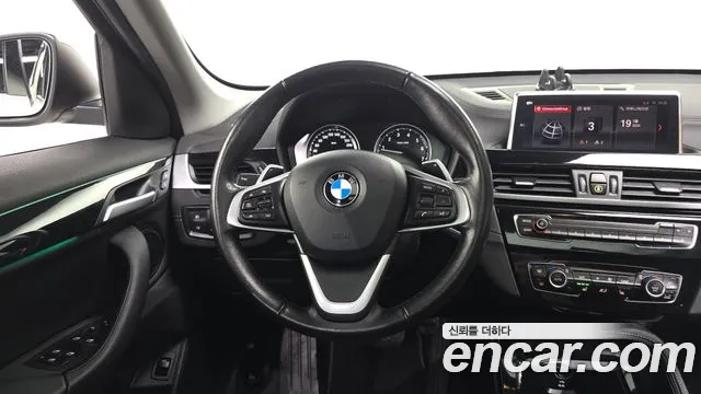 2022 BMW X1 (F48) xDrive 20i xLine Sold VIN WBA11DG04N5V27299 – interior seats