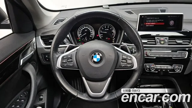 2022 BMW X1 (F48) xDrive 20i xLine Sold VIN WBA11DG06N5V31676 – interior seats