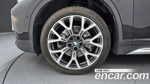 2022 BMW X1 (F48) xDrive 20i xLine Sold VIN WBA11DG06N5V31676 – trunk area