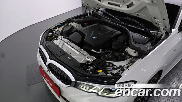 2022 BMW 3 Series (G20) 320i Touring M Sports Sold VIN WBA11ED05NFM55041 – photo 14 2022 BMW 3 Series (G20) 320i Touring M Sports Sold VIN WBA11ED05NFM55041 – photo 14