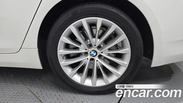 2021 BMW 5 Series (G30) 523d Luxury Sold VIN WBA11ES06MWW92096 – odometer reading