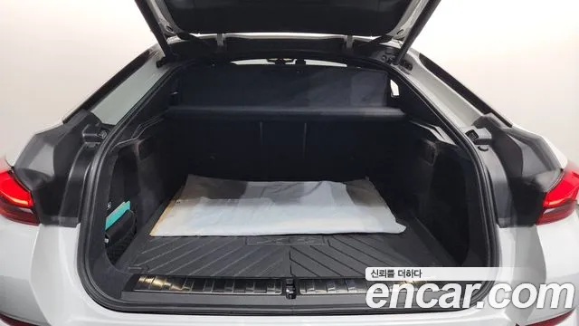 2024 BMW X6 (G06) xDrive30d M Sport Sold VIN WBA11EY0111111111 – interior seats 2024 BMW X6 (G06) xDrive30d M Sport Sold VIN WBA11EY0111111111 – interior seats