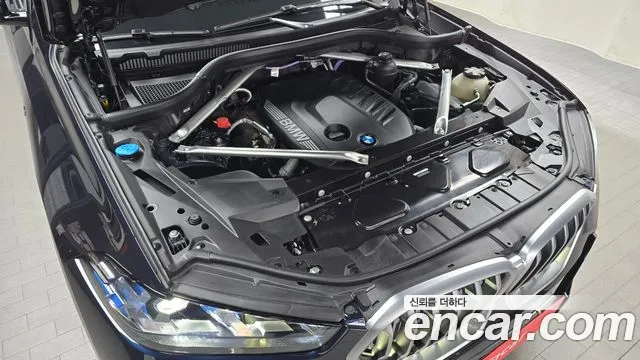 2025 BMW X6 (G06) xDrive30d M Sport Sold VIN WBA11EY04S9069921 – interior seats
