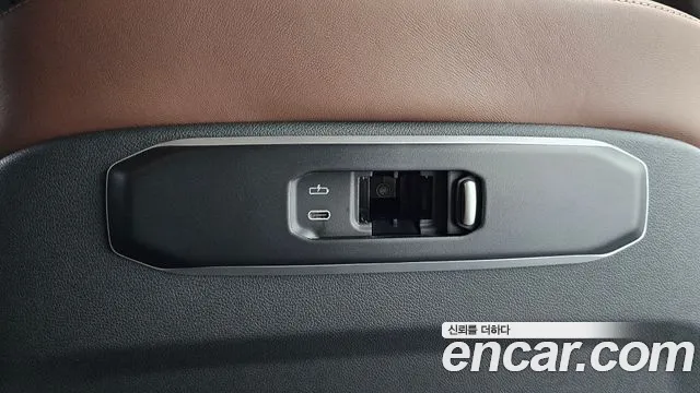 2025 BMW X6 (G06) xDrive30d M Sport Sold VIN WBA11EY06S9126197 – trunk area