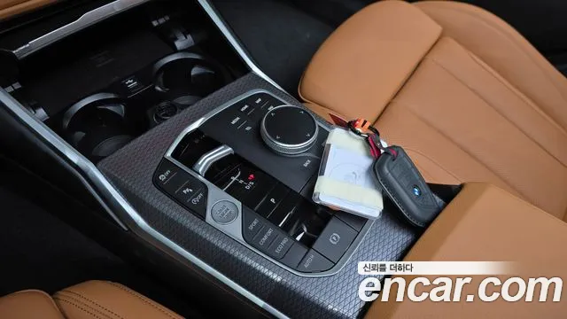 2025 BMW 3 Series (G20) 320i M Sport Sold VIN WBA11FF00SFV25407 – exterior detail 2025 BMW 3 Series (G20) 320i M Sport Sold VIN WBA11FF00SFV25407 – exterior detail