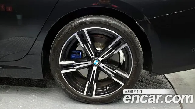 2025 BMW 3Series (G20) 320i M Sport Sold VIN WBA11FF04SFT69663 – undercarriage