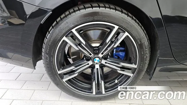 2025 BMW 3 Series (G20) 320i M Sport Sold VIN WBA11FF04SFT88701 – photo 13 2025 BMW 3 Series (G20) 320i M Sport Sold VIN WBA11FF04SFT88701 – photo 13
