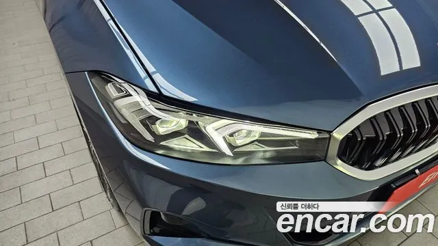 2025 BMW 3 Series (G20) 320i VIN WBA11FF04SFU53711