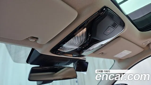 2025 BMW 3 Series (G20) 320i Sold VIN WBA11FF04SFU53711 – trunk area