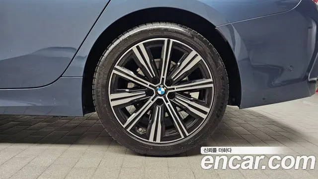 2025 BMW 3 Series (G20) 320i Sold VIN WBA11FF04SFU53711 – photo 30