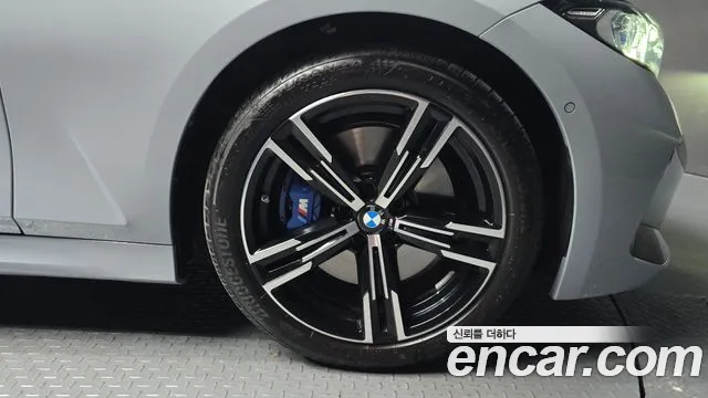 2025 BMW 3Series (G20) 320i M Sport Sold VIN WBA11FF05SFU89861 – engine bay