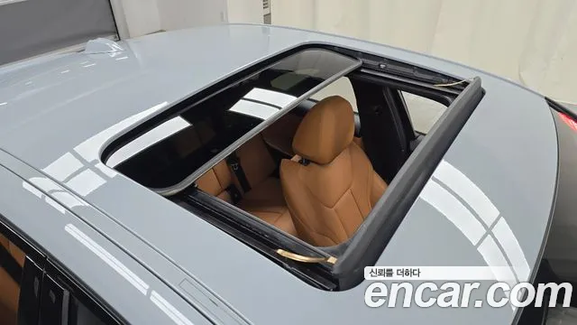 2025 BMW 3 Series (G20) 320i M Sport Sold VIN WBA11FF07SFU67814 – interior seats