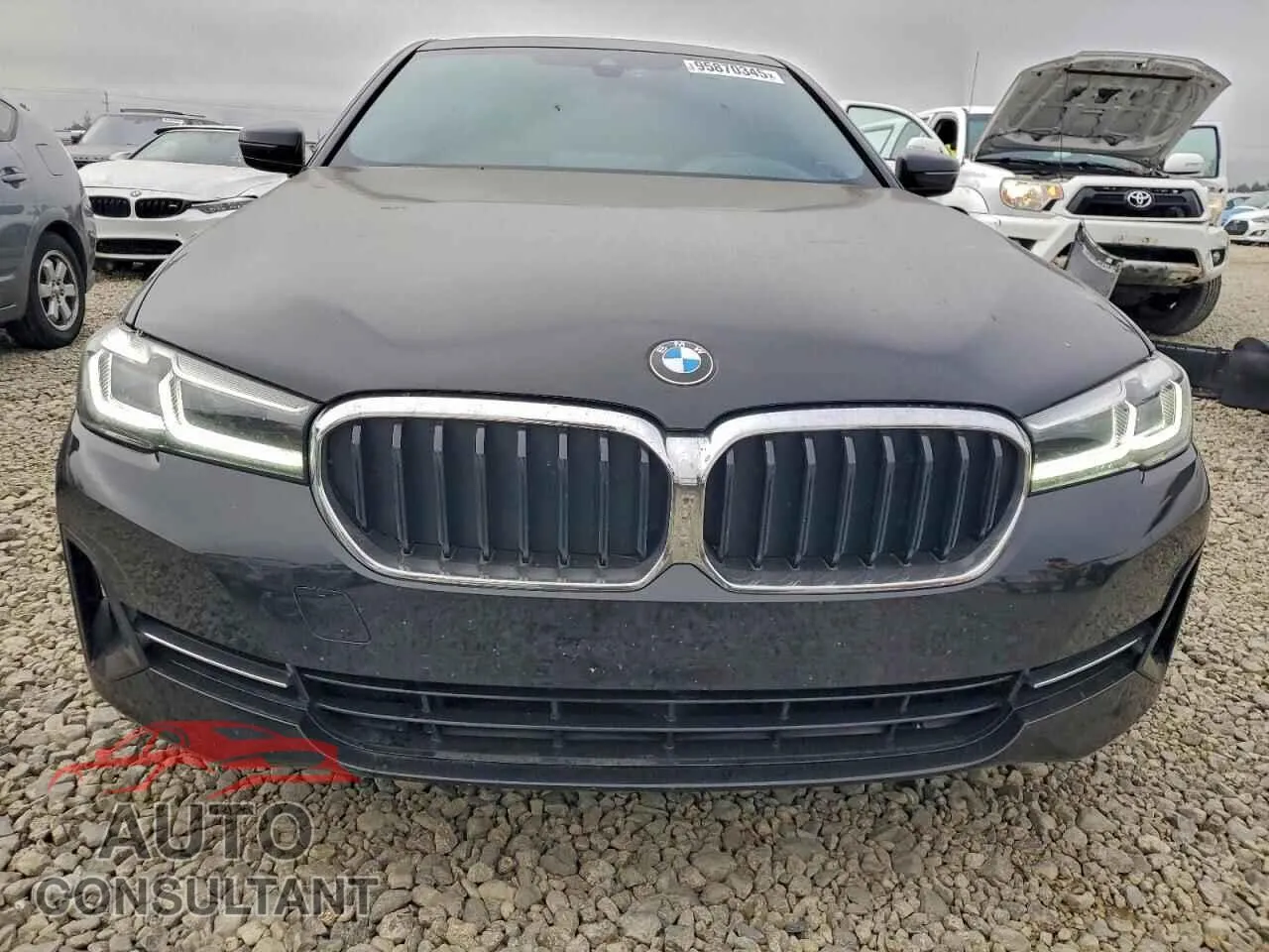 2023 BMW 5 SERIES Damaged VIN WBA13BJ08PCL27399 – interior seats