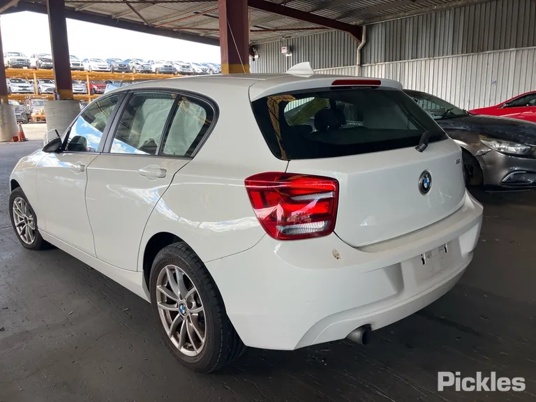 2013 BMW 1 Series Used VIN WBA1A12060J207309 – interior seats