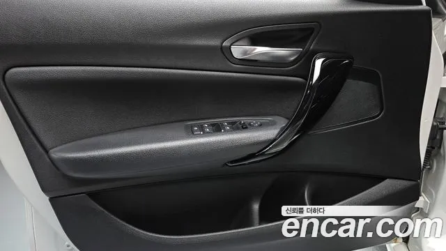 2018 BMW 1 Series (F20) 118d Sport 5Door Sold VIN WBA1S5100J5L16087 – photo 14