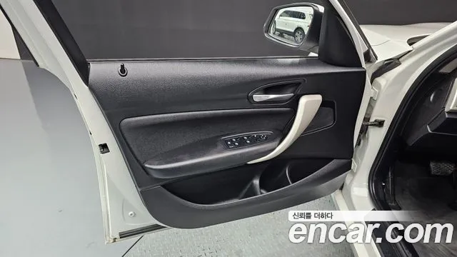 2017 BMW 1Series (F20) 118d JOY 5DOOR Sold VIN WBA1S5104HV993962 – rear exterior