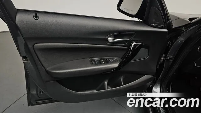 2017 BMW 1Series (F20) 118d Sport 5Door Sold VIN WBA1S5104HV993976 – side profile
