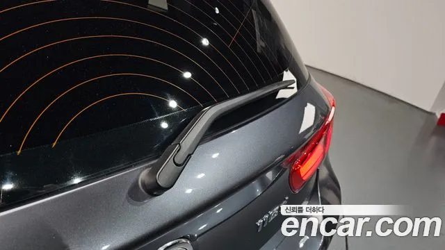 2017 BMW 1Series (F20) 118d Sport 5Door Sold VIN WBA1S5104HV993976 – interior seats